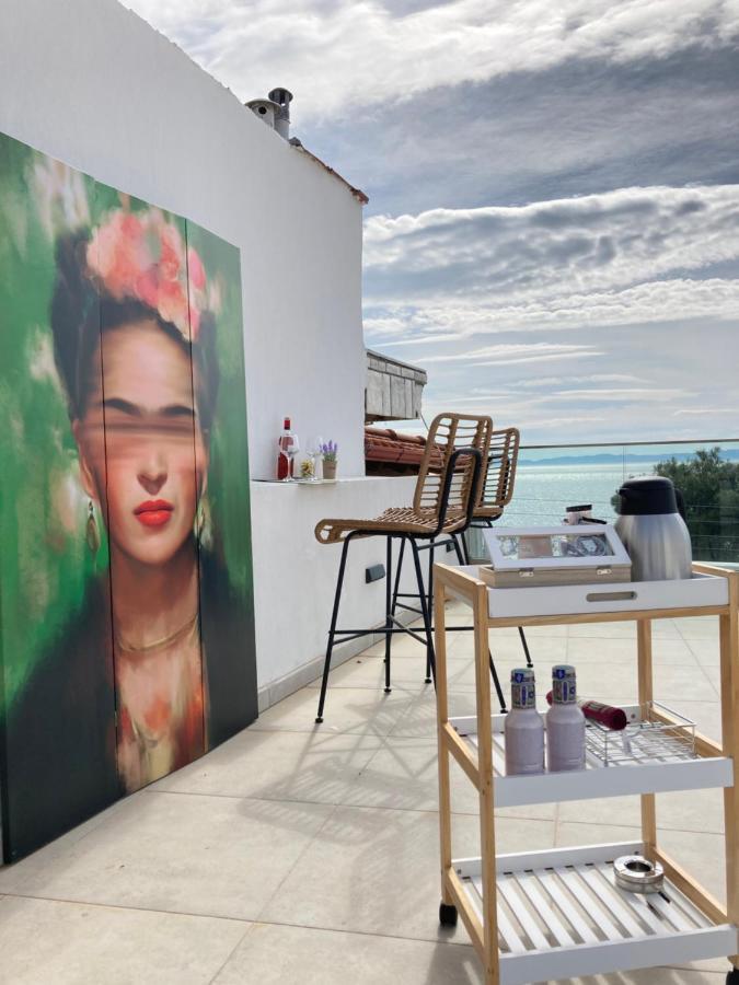 Wide Blue Luxury Boutique Suites Neos Marmaras Exterior foto