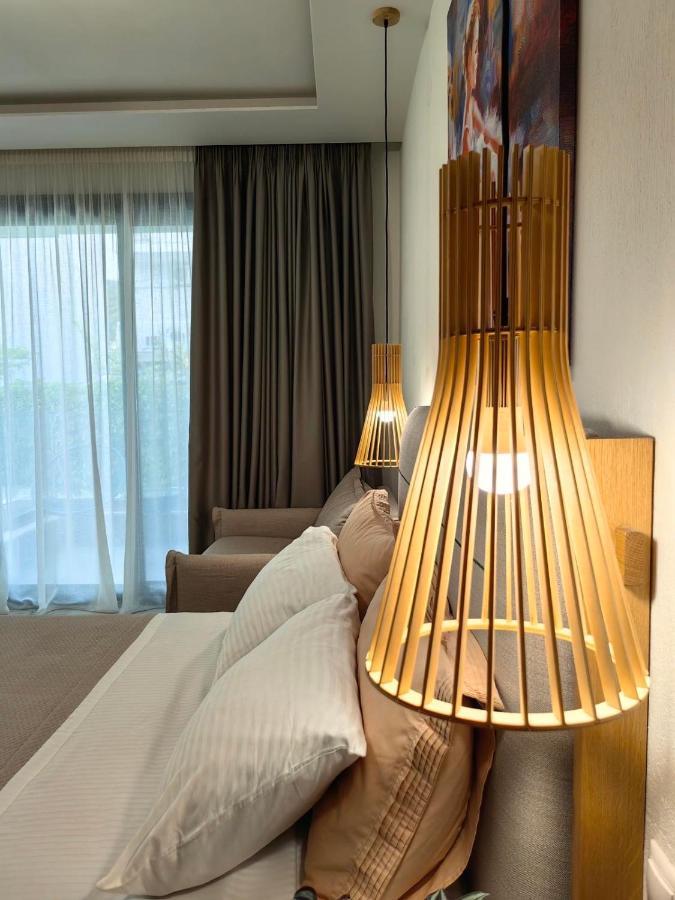 Wide Blue Luxury Boutique Suites Neos Marmaras Exterior foto