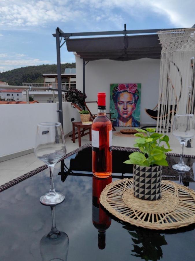 Wide Blue Luxury Boutique Suites Neos Marmaras Exterior foto