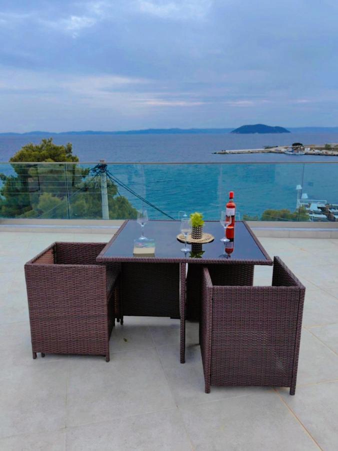Wide Blue Luxury Boutique Suites Neos Marmaras Exterior foto